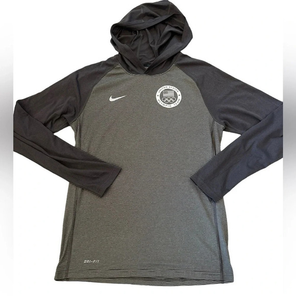 Nike pullover US Olympic team long sleeve shirt in excellent condition - Picture 1 of 6